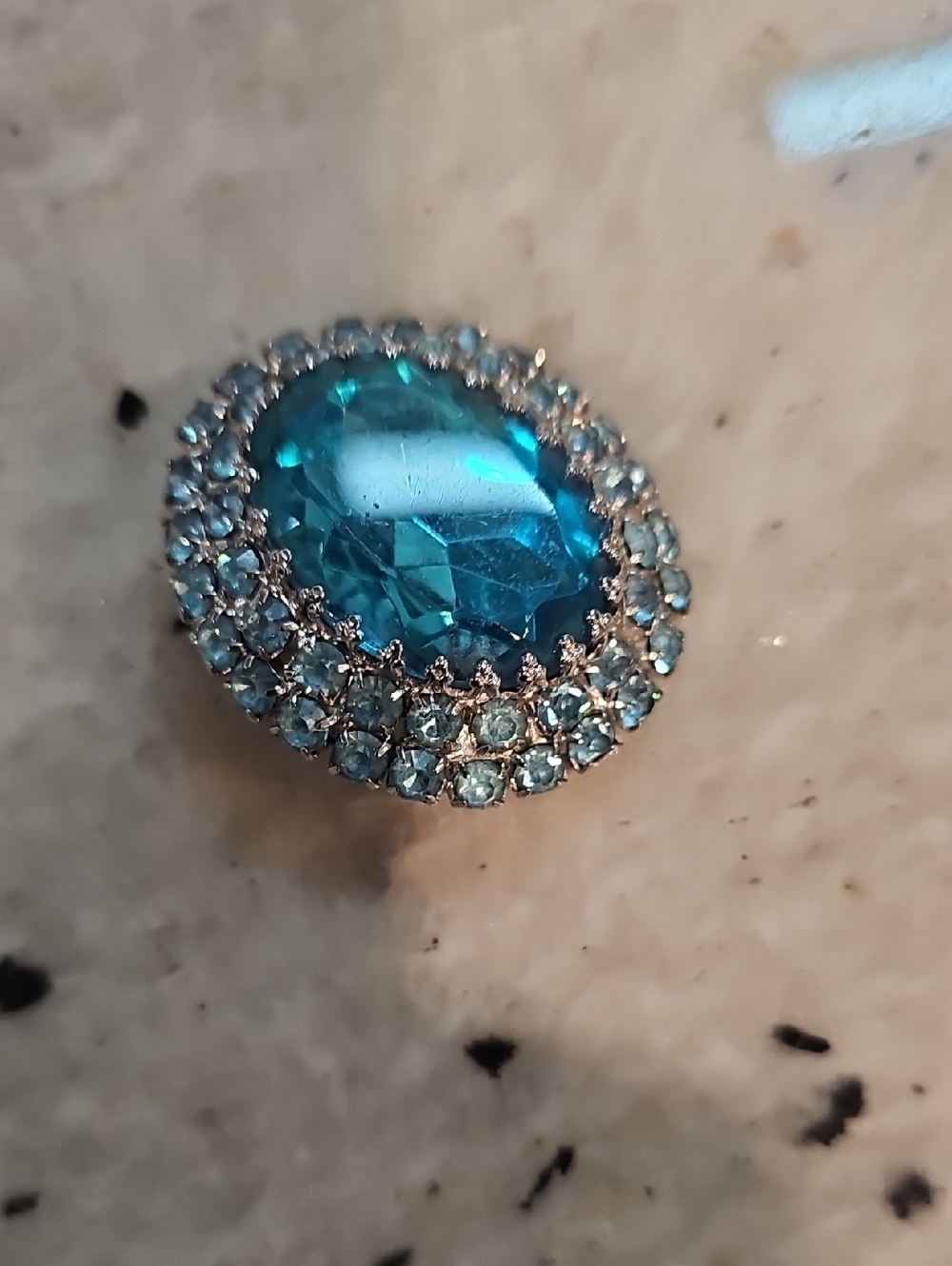 Blue Crystal Oval Cocktail Brouch Pin - Women Jewelry